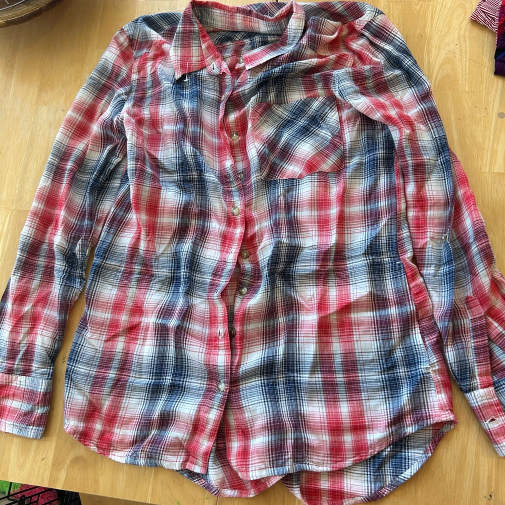 Girl Krazy Plaid Button Up Shirt Size M
